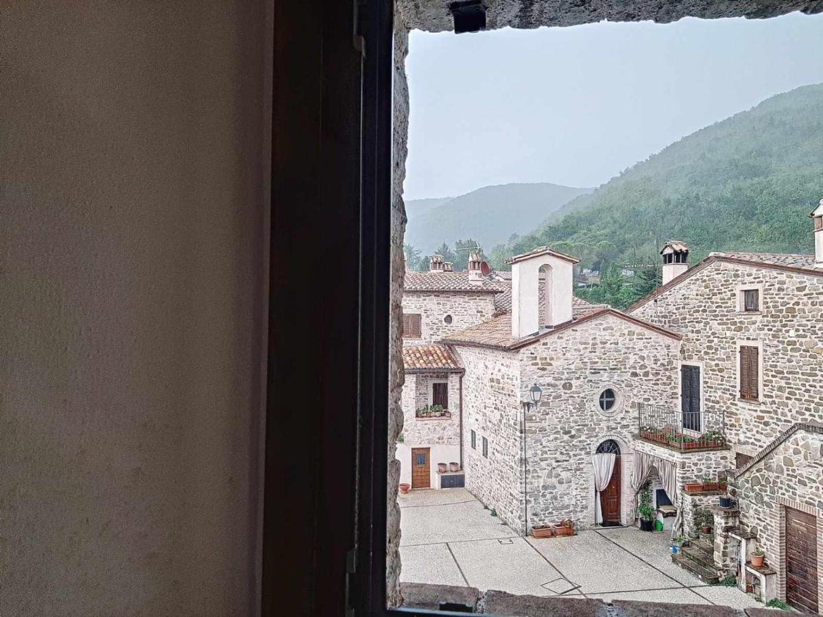 Ospitaci Appartamenti Giove Valtopina Exterior photo